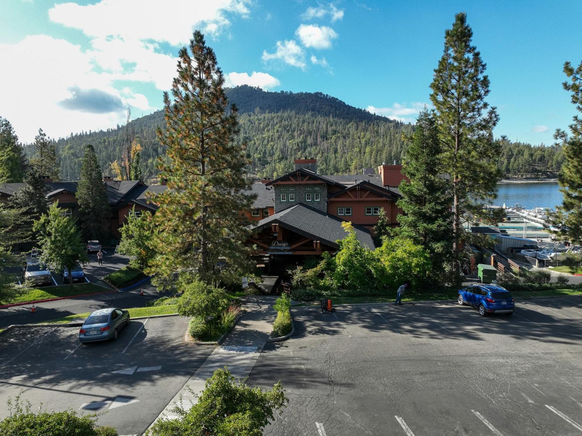 The Pines Resort & Conference Center Bass Lake Kültér fotó